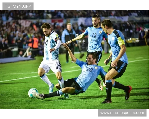 足球球星因痴情付出的一切，背后鲜为人知的故事与情感纠葛